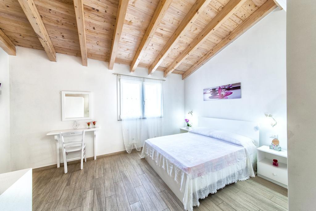 Isola Antica Hotel Sant'Antioco Ngoại thất bức ảnh